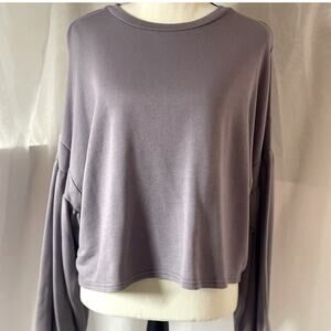 Romeo and Juliet Couture Large Women’s Long Sleeve Crop Shirt Casual Preppy